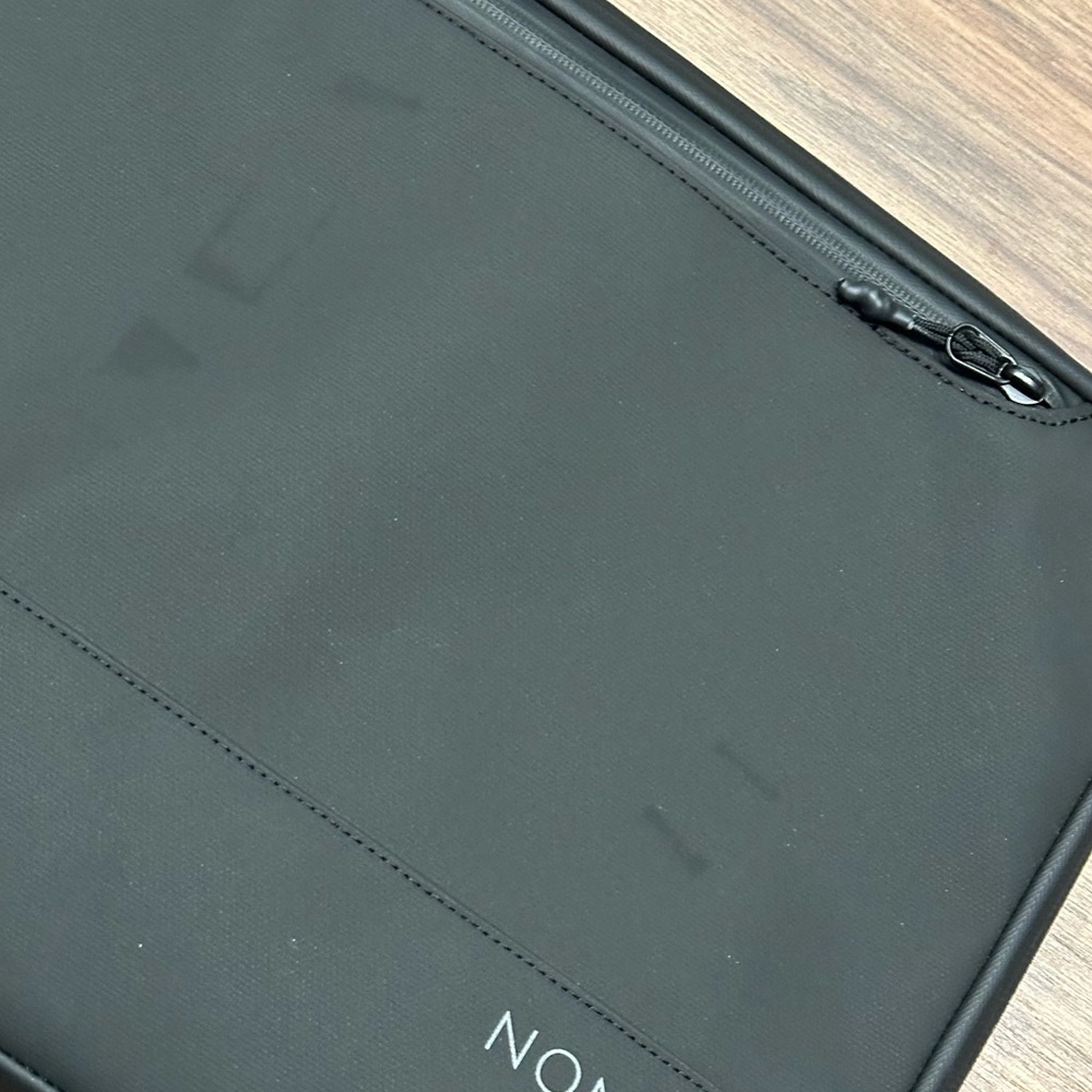 Nomadic Tech Case In Black - image 2